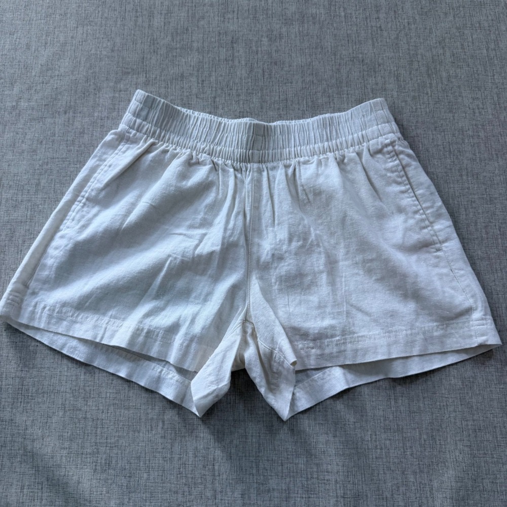 Old Navy Shorts Womens Small White Linen Blend Coastal Vacation Minimalist prep